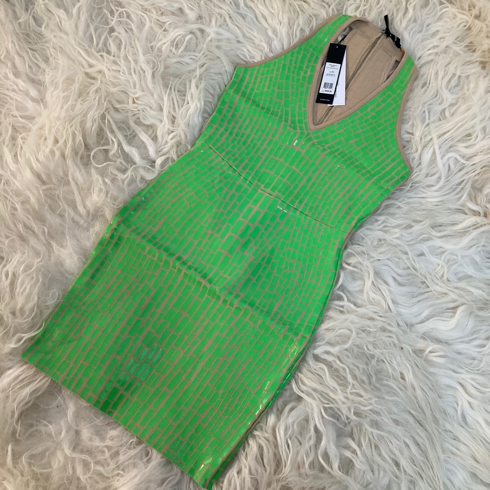 BCBGMAXAZRIA Women's Deep V-Neck Sweater Cocktail - Picture 2 of 8